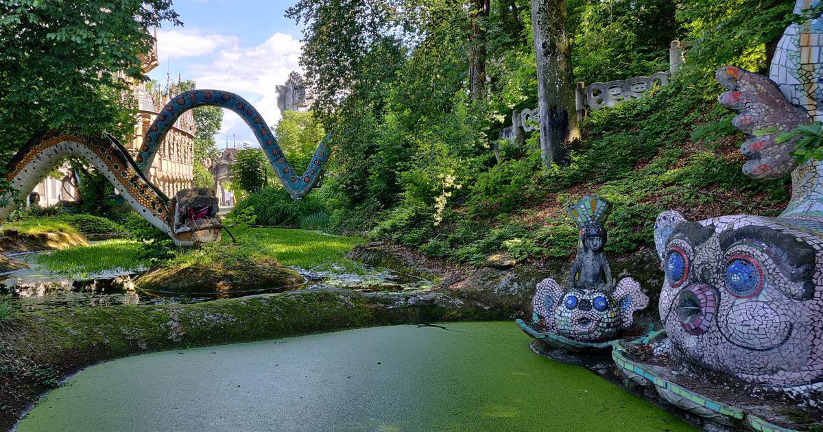 The Bruno Weber Park is a great attraction for families and especially for children. Along wonderful gardens it is decorated with numerous statues of a great scale that make you feel you are walking inside a fairytale.  