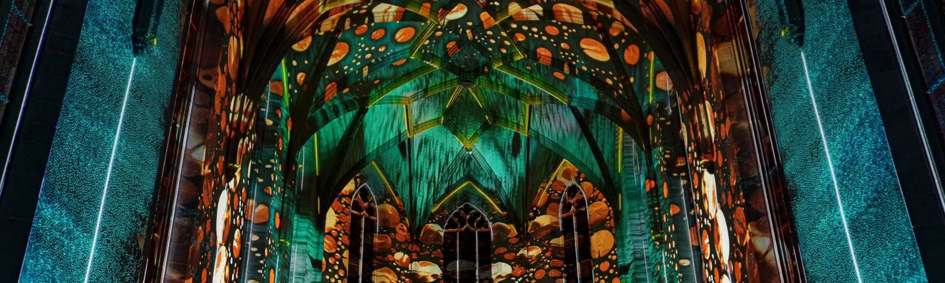 Zurich: Tickets for the FLOW light show in the Wasserkirche by PROJEKTIL