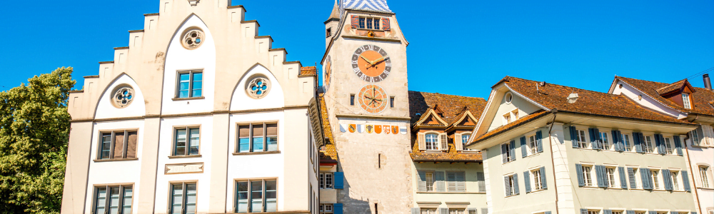 Entdecke den Wundershop und den Zytturm in Zug
