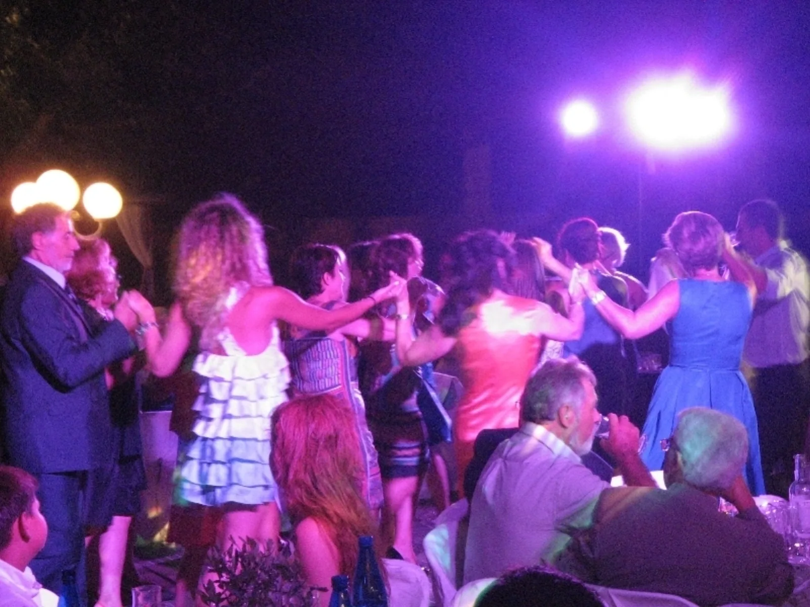 Athensbeat DJ γάμου ηχητική και φωτιστική κάλυψη Αθήνα Ελλάδα