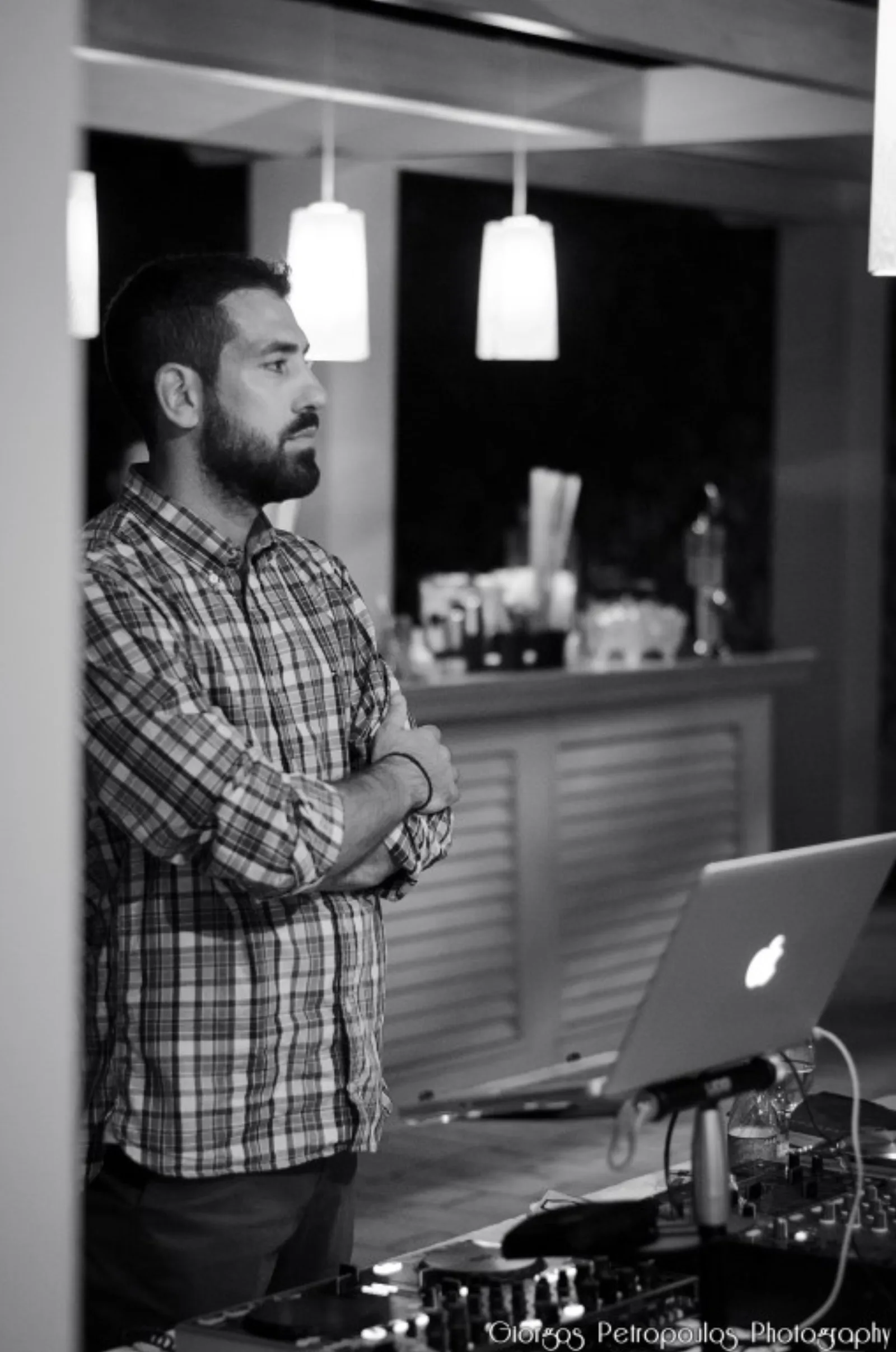 Ηλίας Μπακέας DJ γάμου Καλαμάτα Μεσσηνία Πελοπόννησος