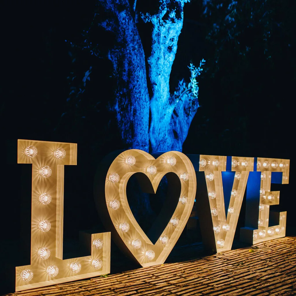 Celebrate Sound wedding letters love διακόσμηση Πάτρα Ελλάδα
