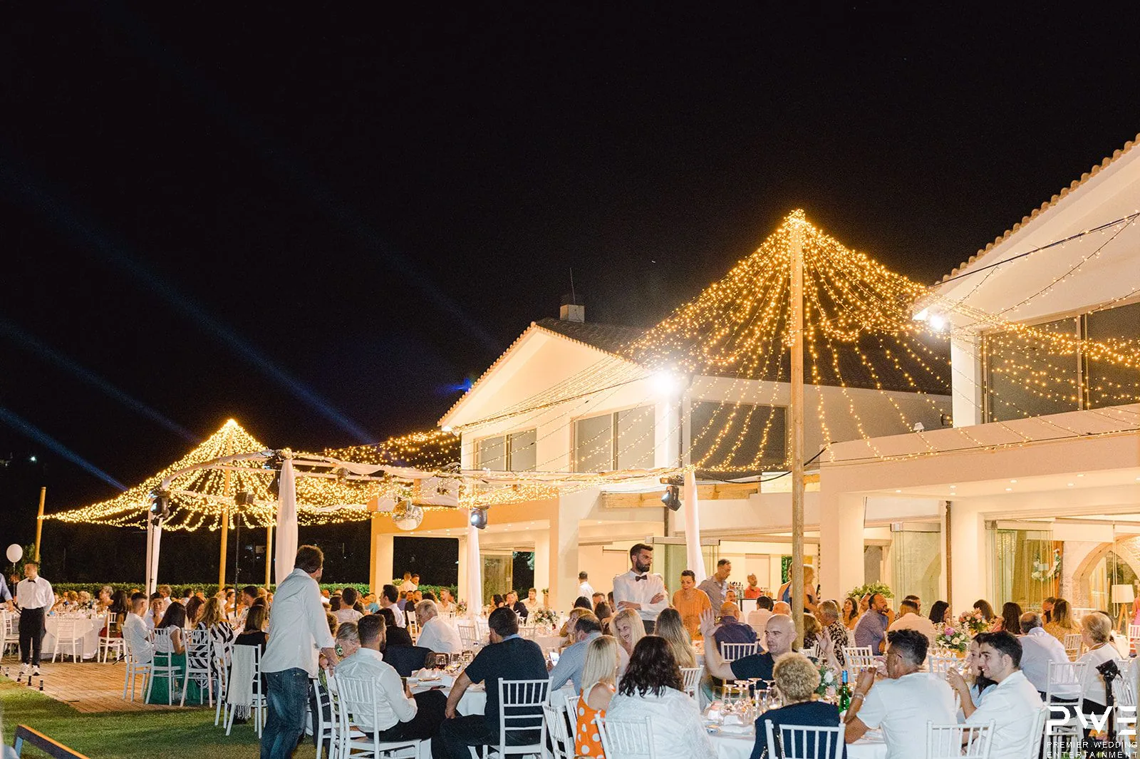 Κτήμα Αγουρίδη fairy lights γάμος Πάτρα