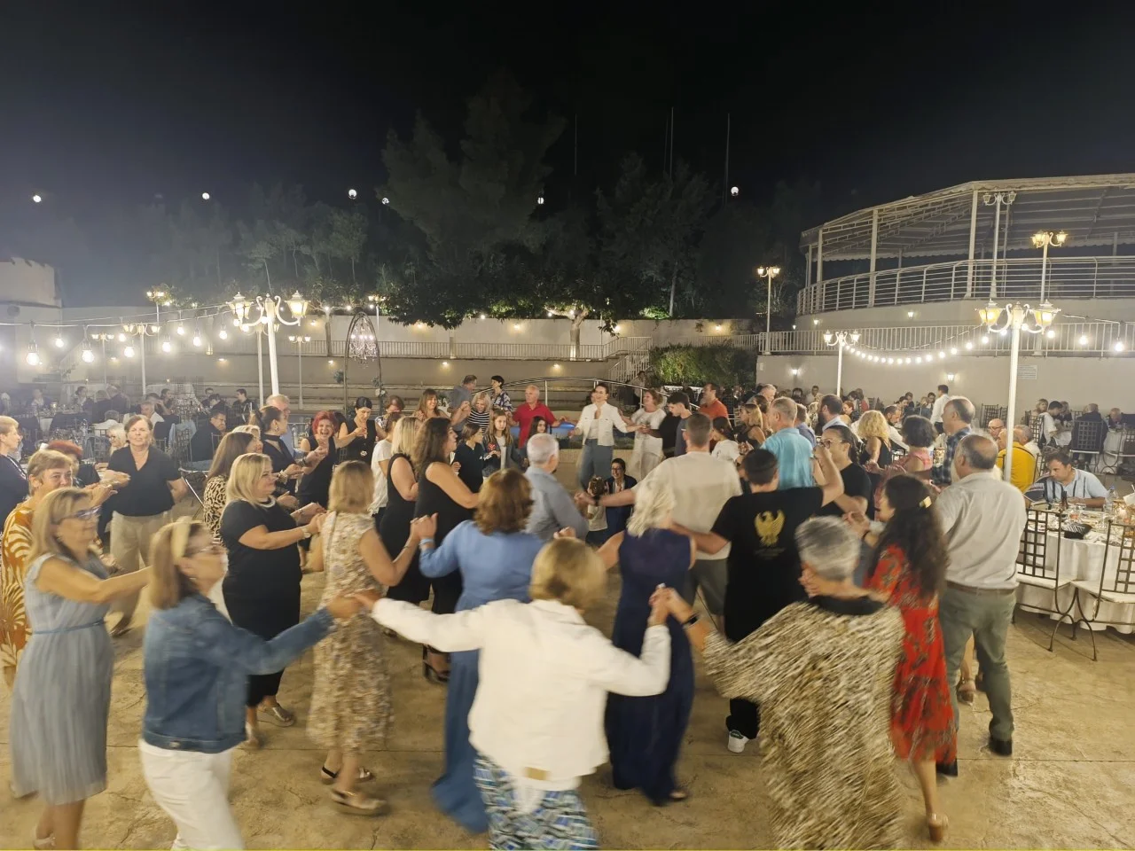 DJ Γιάννης Γκέτσιος φωτισμός εκδήλωσης Βόρεια Ελλάδα