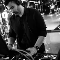 Γαμήλιο πάρτυ DJ dancefloor Κρήτη