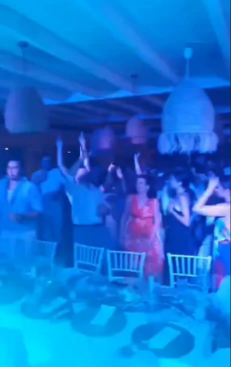 DJ Tsivos - DJ για γάμους στην Πάρο