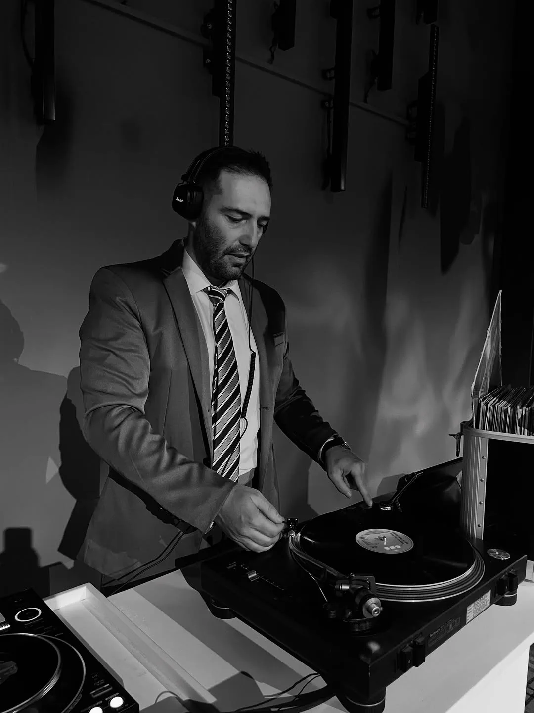 DJ booth φωτισμός Κέρκυρα Dimitris Metallinos