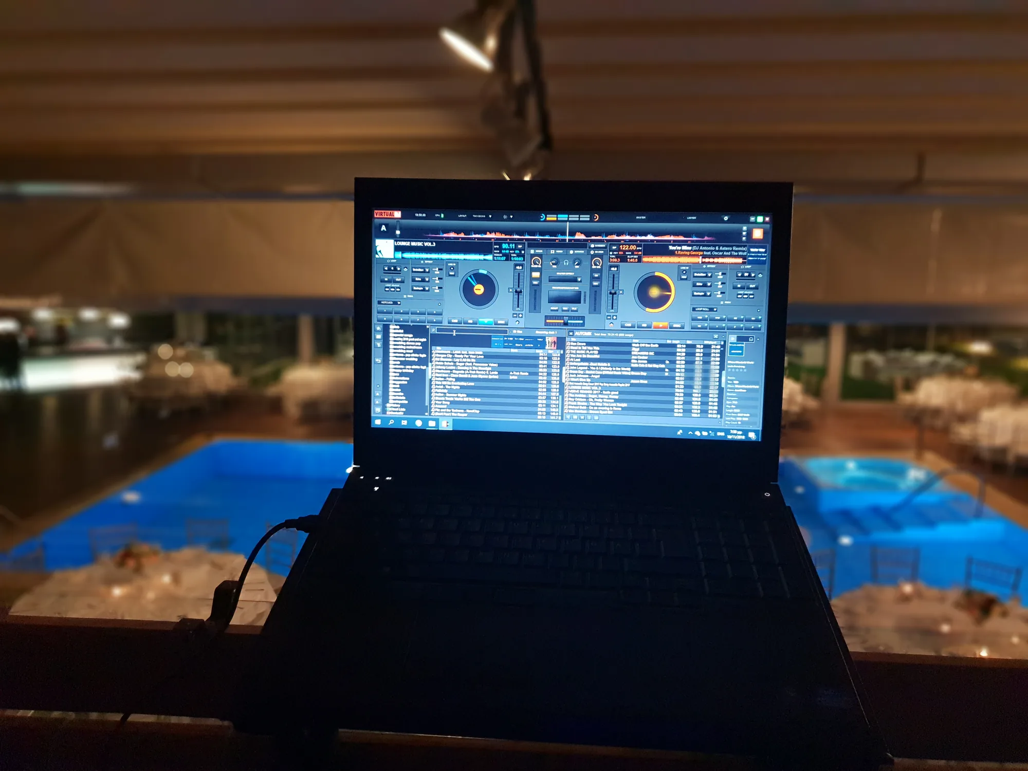 Ελληνικός γάμος DJ booth και PA DJ Kos Events