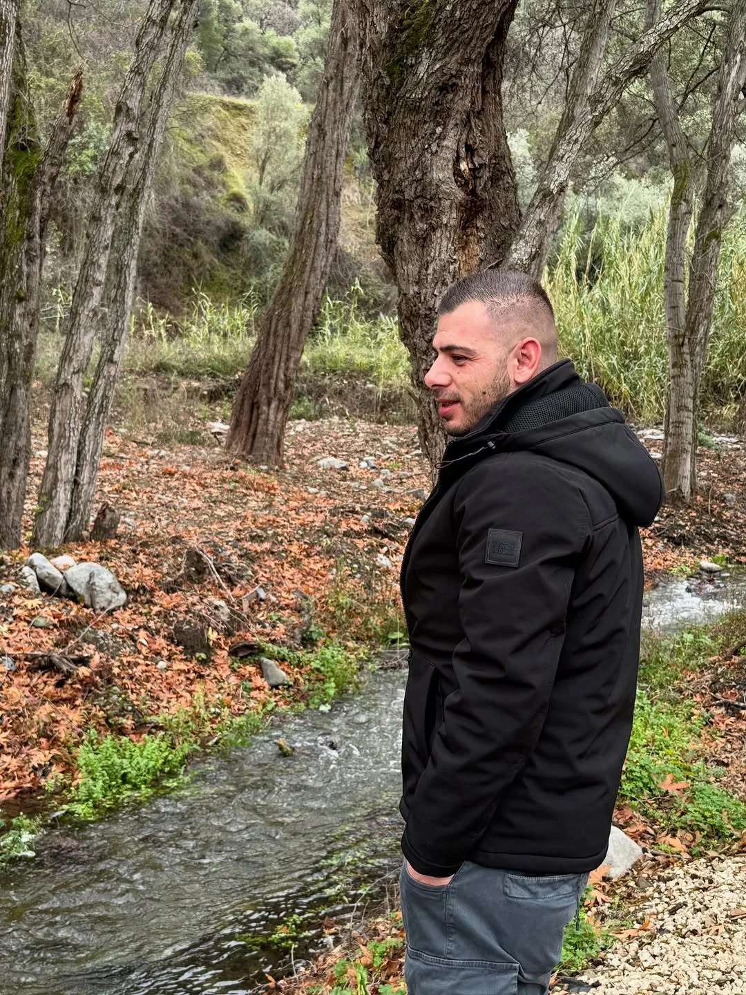 DJ Themis Κύπριος DJ γάμων Πάφος Κύπρος ραδιοφωνικός παραγωγός