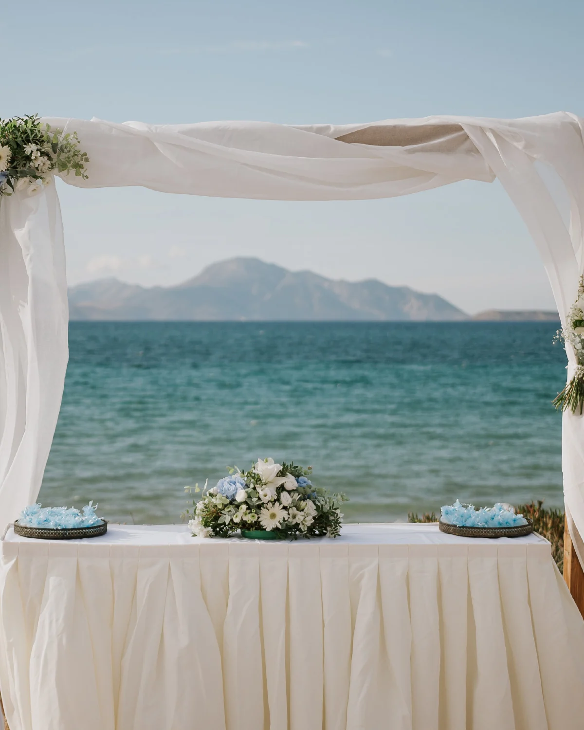 Παραλία Dunes και ρηχά νερά της Κω για ένα χαλαρό σκηνικό τελετής