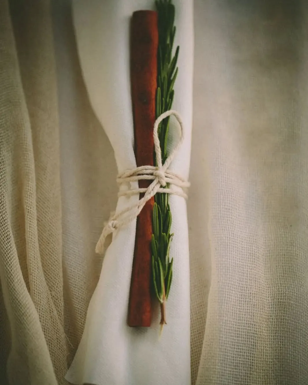 Wedding table styling and decor on Ikaria