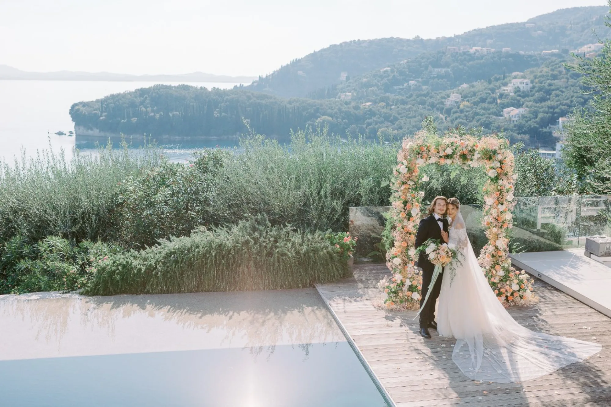 Νύφη και γαμπρός Κέρκυρα wedding planner