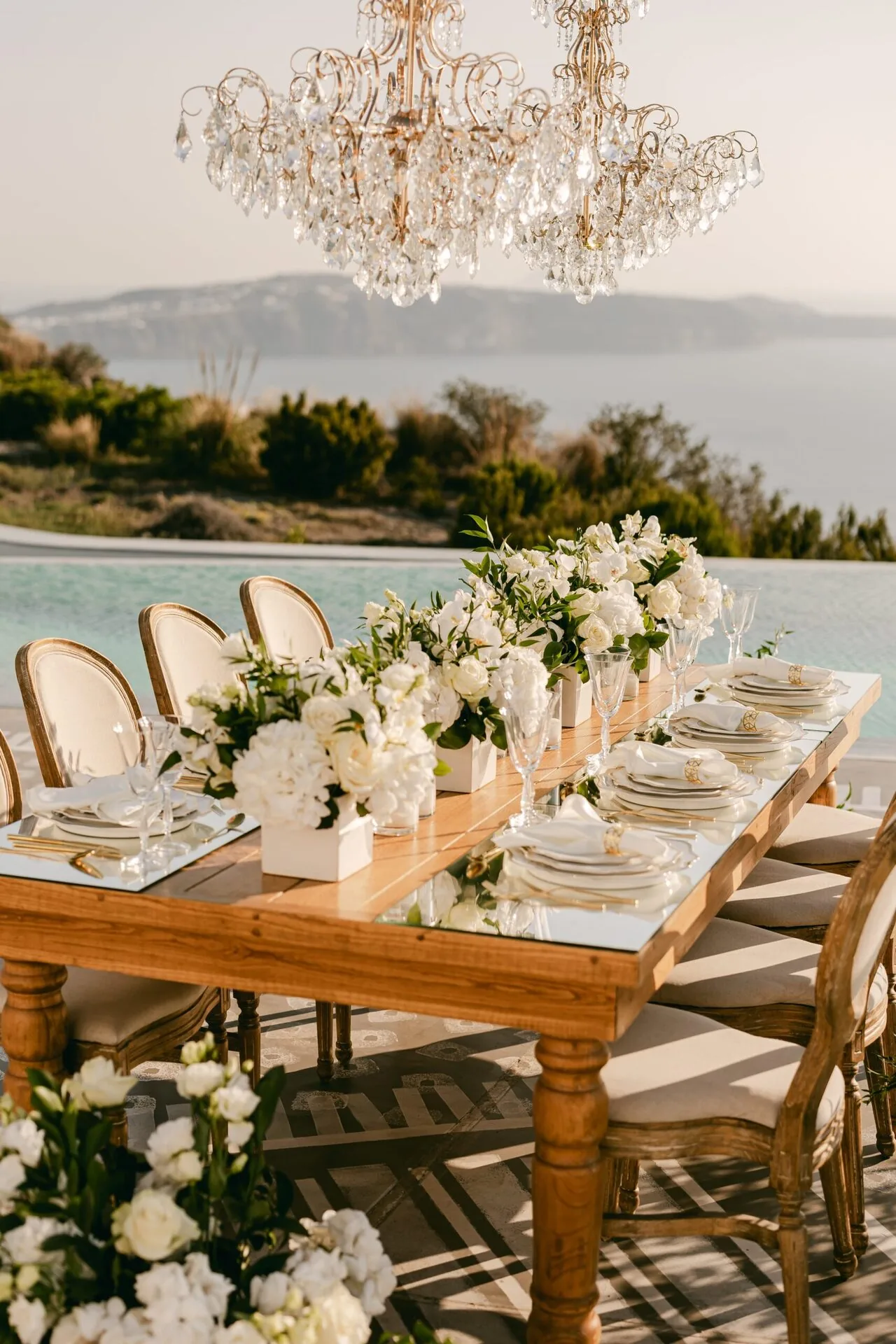 Τελετή γάμου στα βράχια Σαντορίνη K and S Weddings