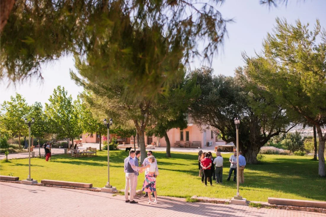Κτήμα Μυρρινούς εξωτερικός χώρος και θέα Μεσογείων