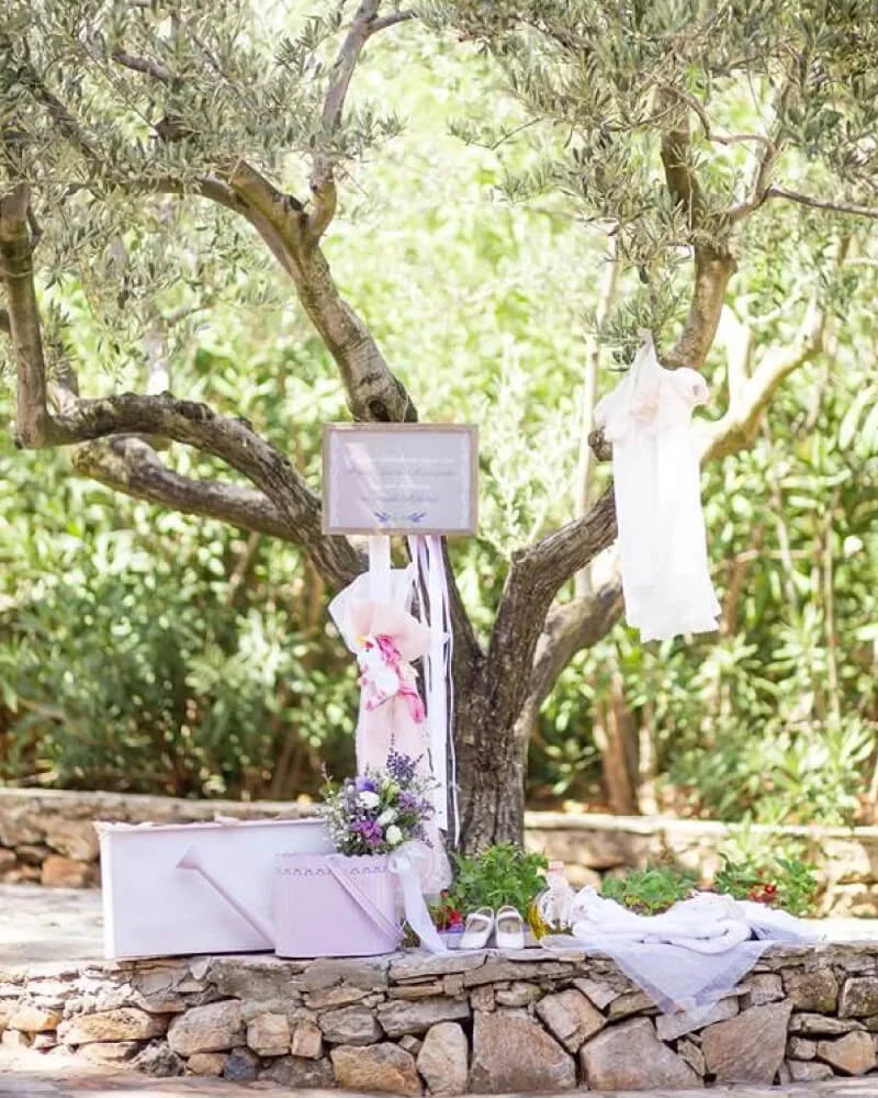 Διαδρομή προς το εκκλησάκι, Κτήμα Βαλάσια