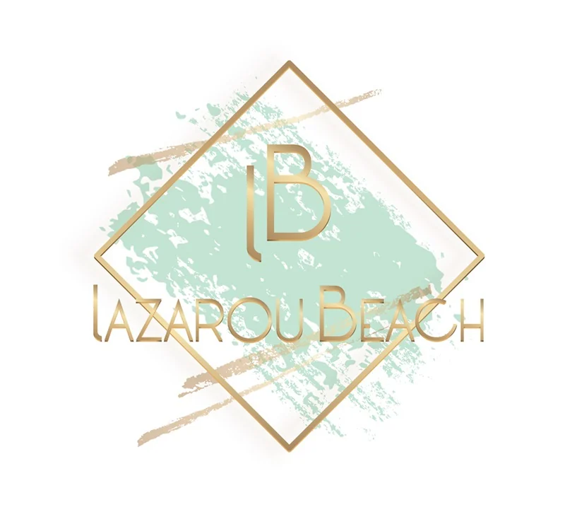Deck Lazarou Beach Venue και ήρεμο νερό κόλπου στη Σίφνο για γάμο δίπλα στη θάλασσα