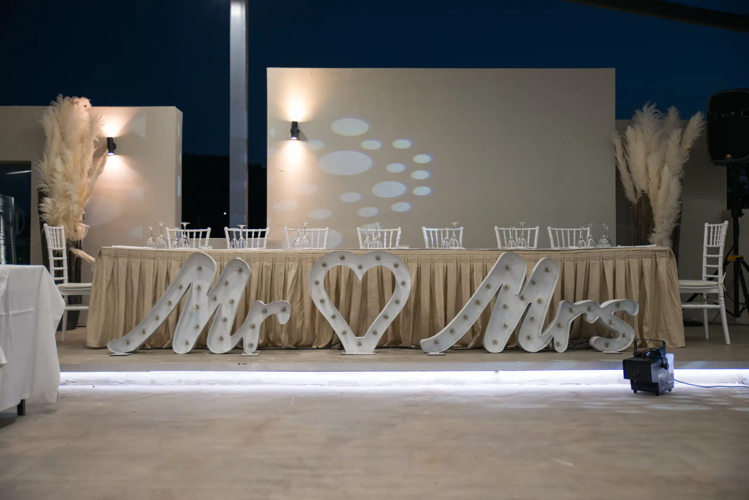 Roof Garden Majestic Κορωπί χώρος cocktail και δείπνο