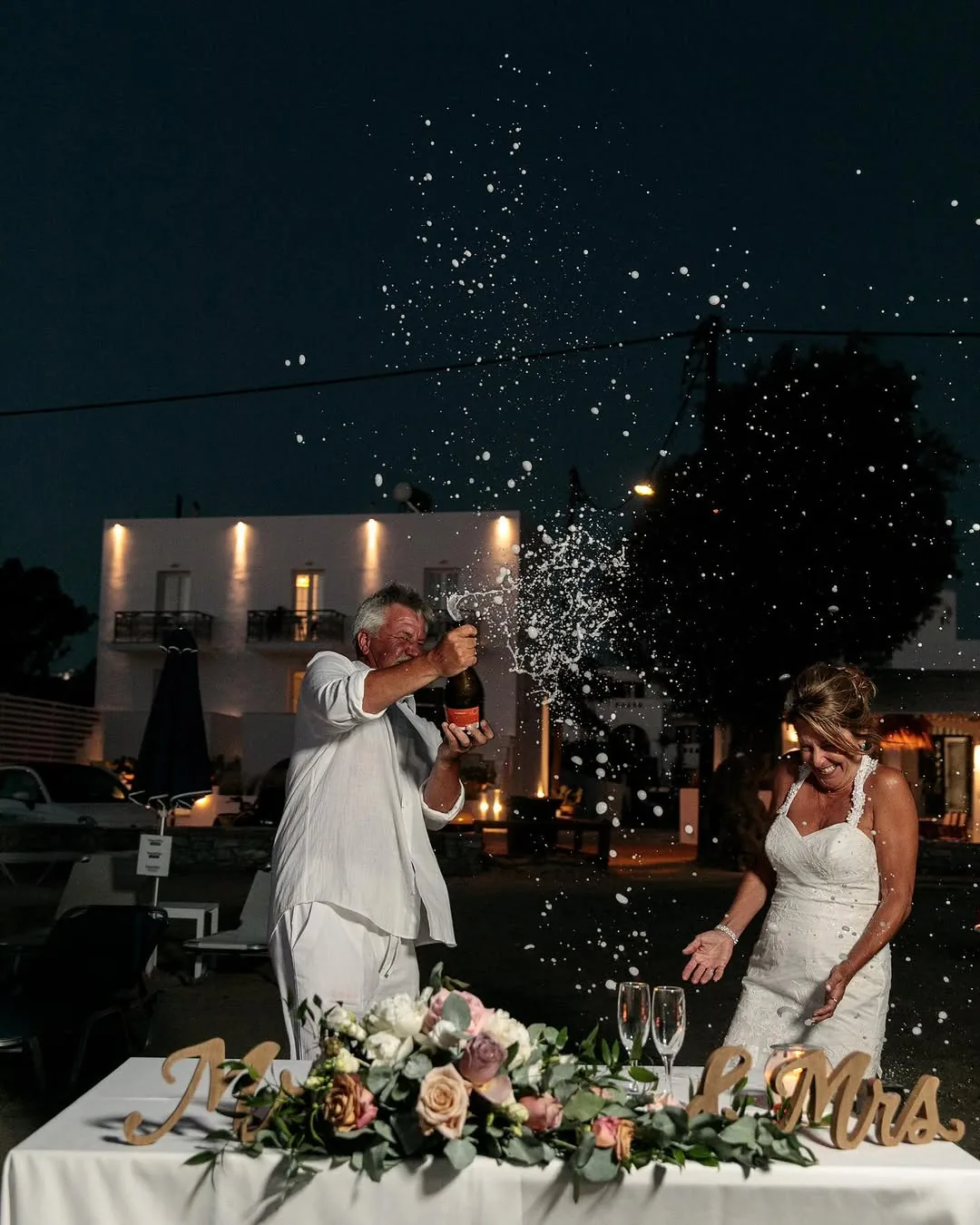 Misirlou Events Νάξος παραλιακός γάμος Aaron και Laura