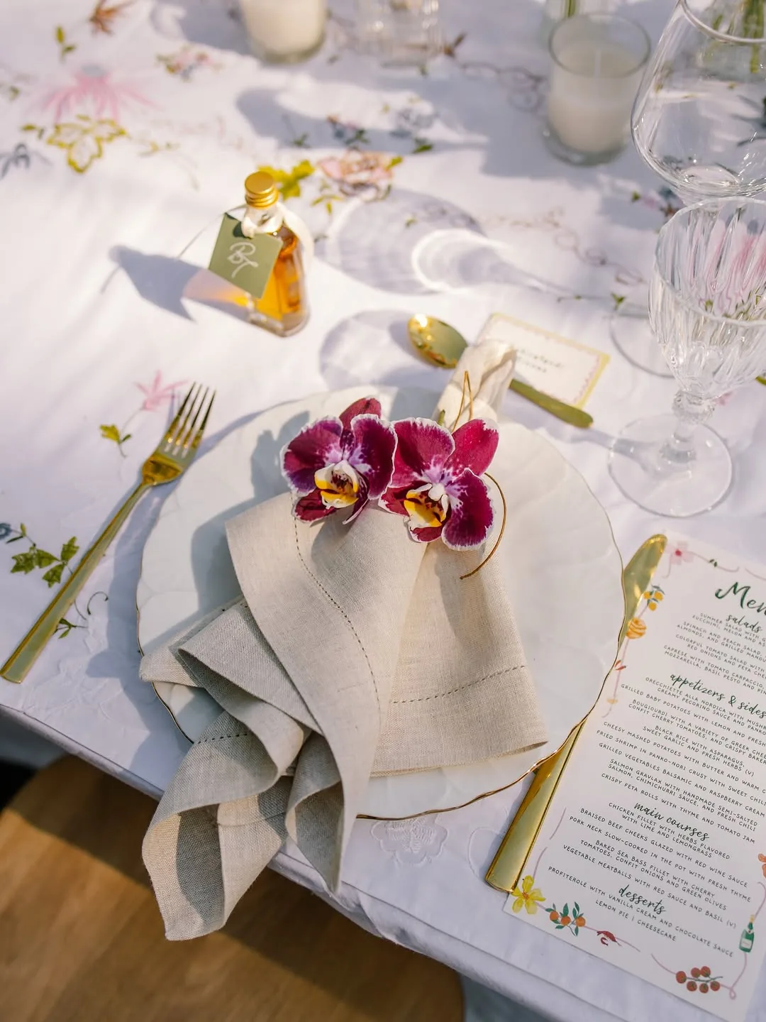 MYA Wedding tablescape ορχιδέες luxury wedding styling