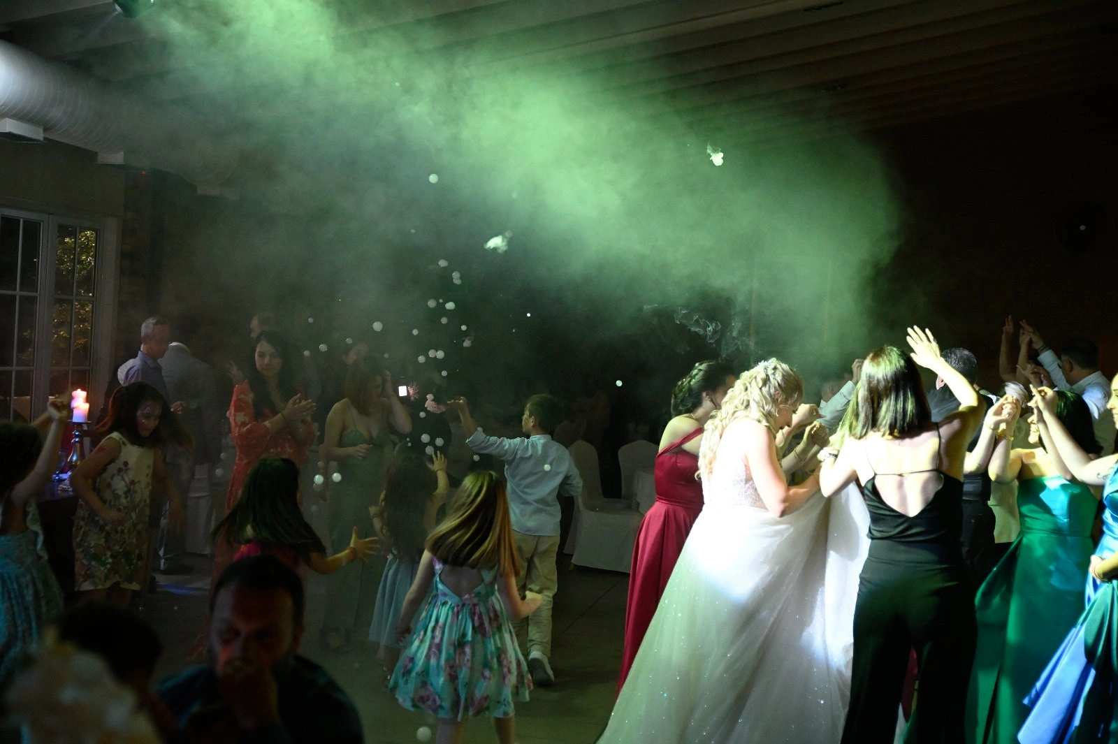 Party Vibes δεξίωση γάμου DJ πίστα χορού Αθήνα Ελλάδα
