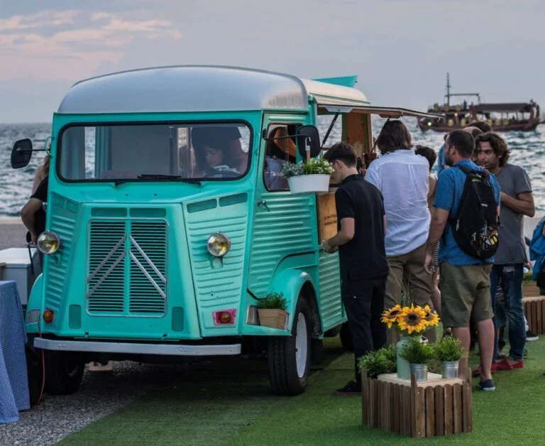 Pig Nose cocktail van bar εικόνα gallery 5