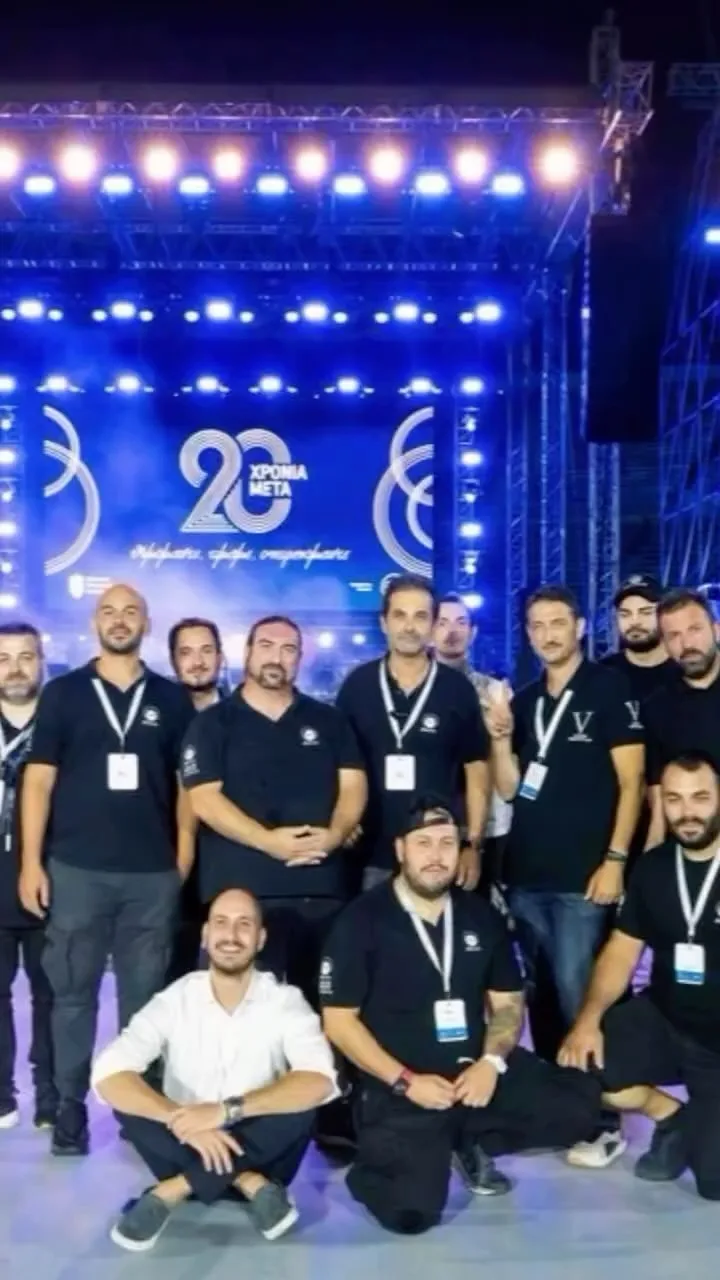 proAV ομάδα τεχνικών backstage καλωδίωση και παραγωγή