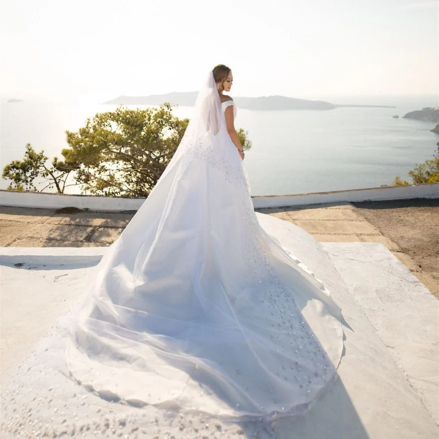 Κυκλαδίτικα minimal εσωτερικά για prep νύφης, Rocabella Santorini