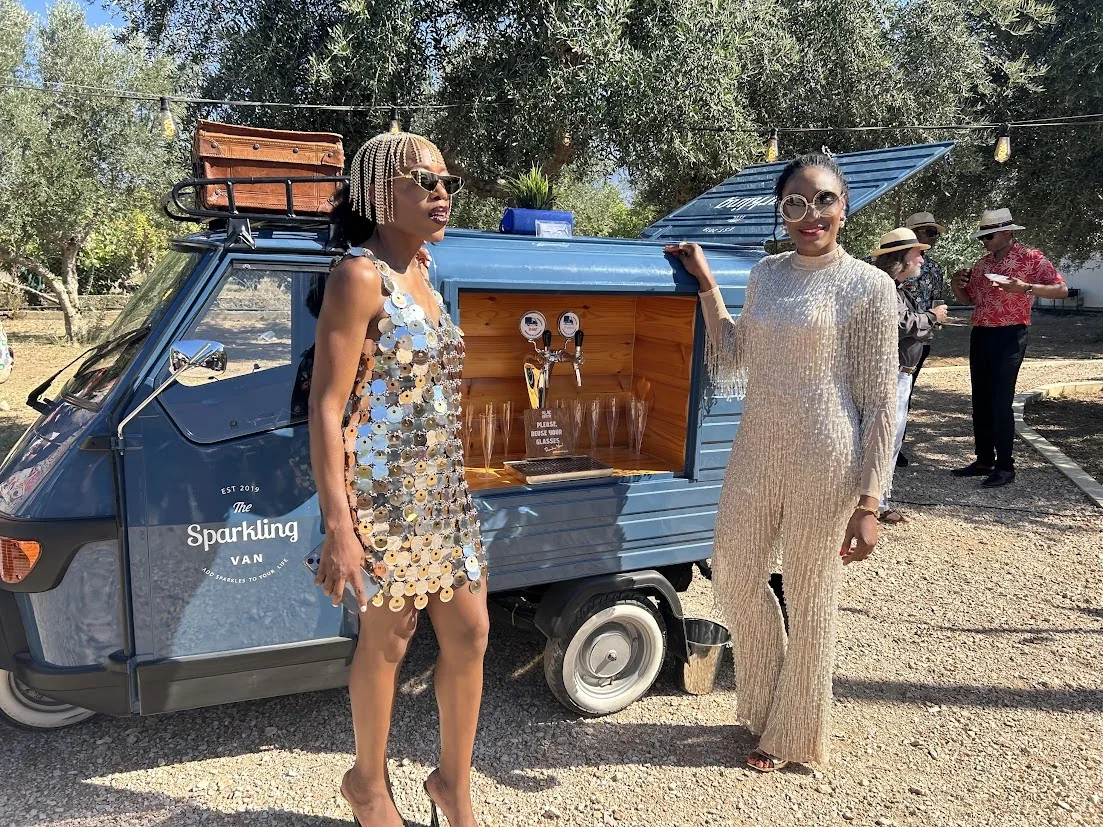 The Sparkling Van cocktail van bar εικόνα gallery 3