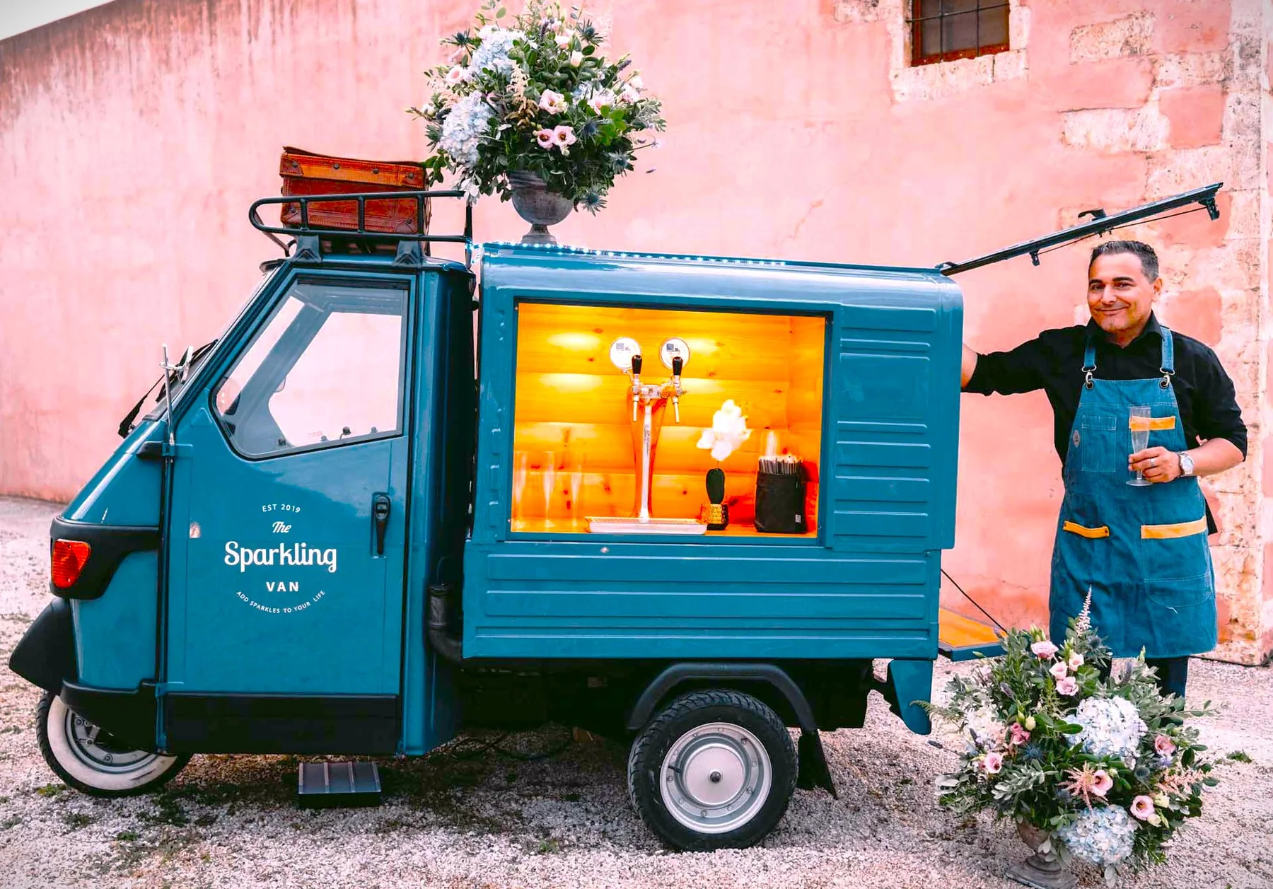 The Sparkling Van cocktail van bar εικόνα gallery 8