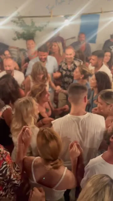 Live island music night at Stou Lolou, Ano Koufonisi