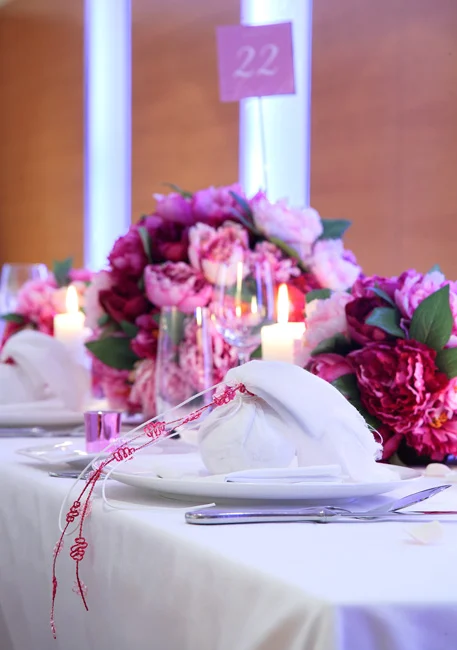 Milos Hilton τραπέζι γάμου styling Ελλάδα