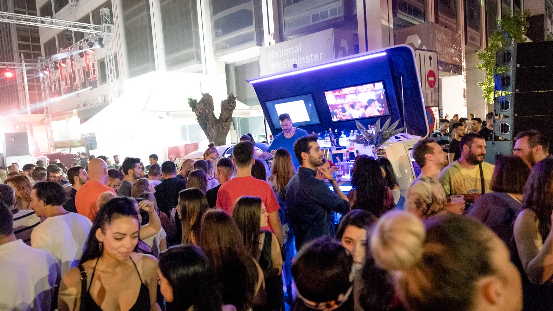 The Volks Bar cocktail van bar εικόνα gallery 9