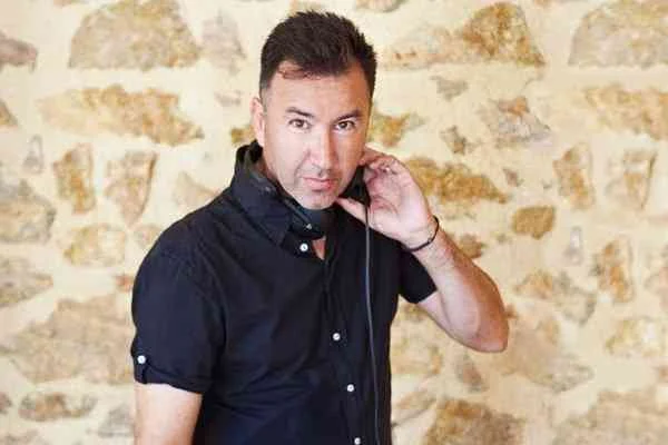 Wedding DJ Γιώργος Μισιρλής επαγγελματικό προφίλ