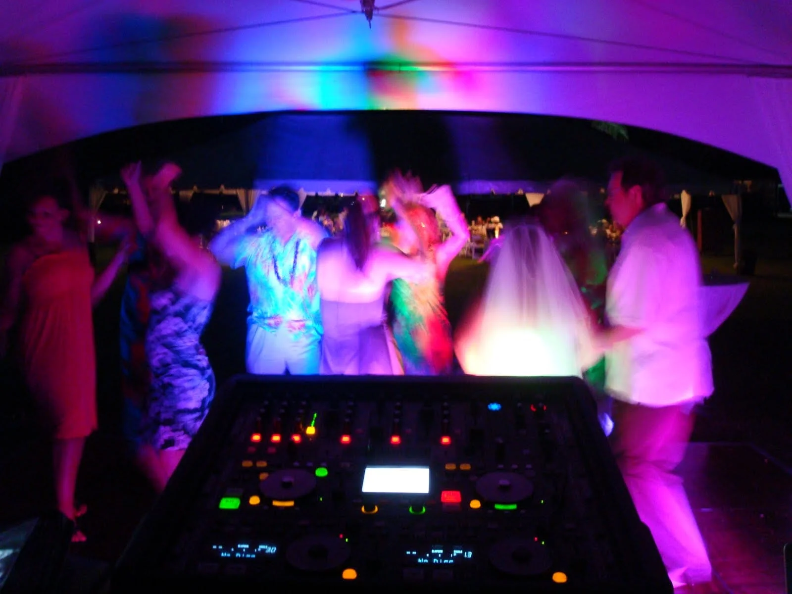 Wedding party DJ entertainment δεξίωση Κρήτη