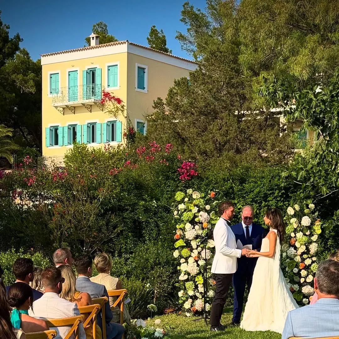 Wedding Republic δεξίωση γάμου γιορτή πίστα Ελλάδα