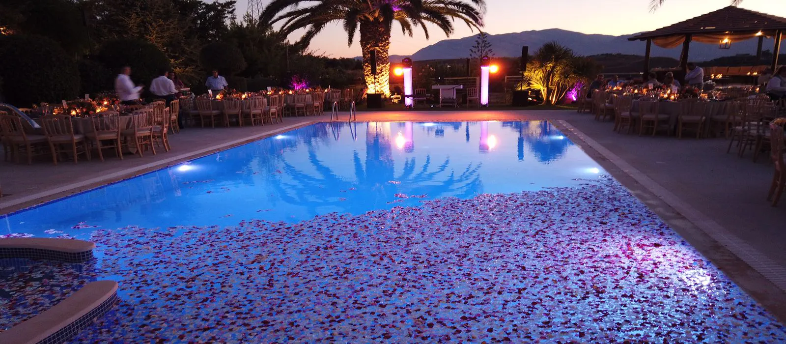 RentDj vintage DJ booth setup γάμος Κρήτη